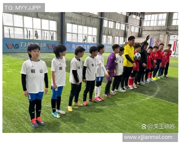 足球明星队鞍山教练团队全解析助力球队崛起与发展